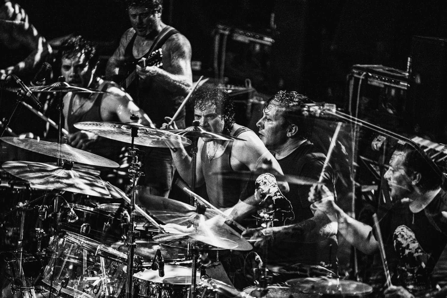 Osees playing live